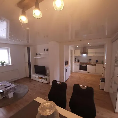 Lägenhet Ferienhaus - Nussbaum *
